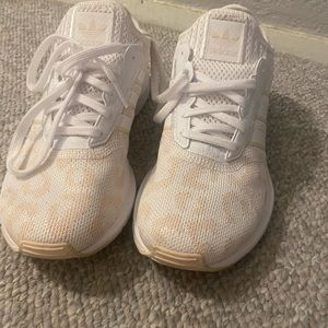 Adidas Swift Run Sneaker